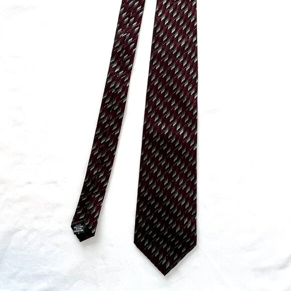Van Heusen Neck Tie, 100% Silk, Handmade, Dark Red, Gray and Black, EUC - Picture 9 of 9